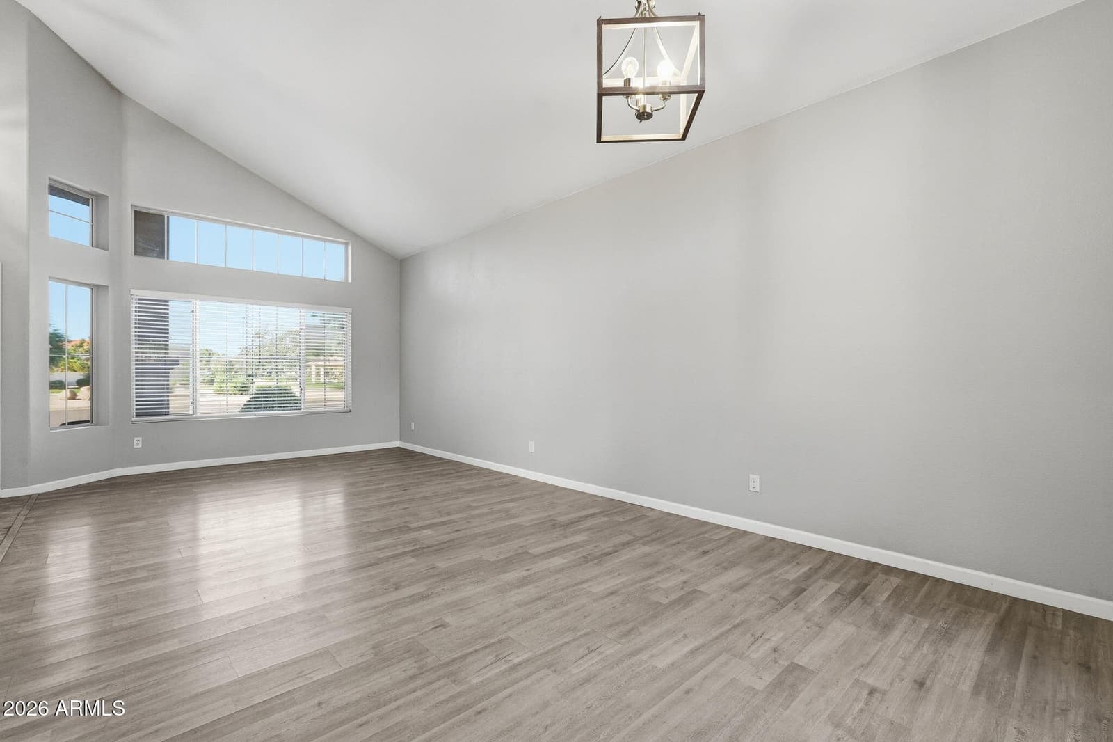 5335 W Kerry Lane, Glendale, AZ 85308 — photo 9 of 65