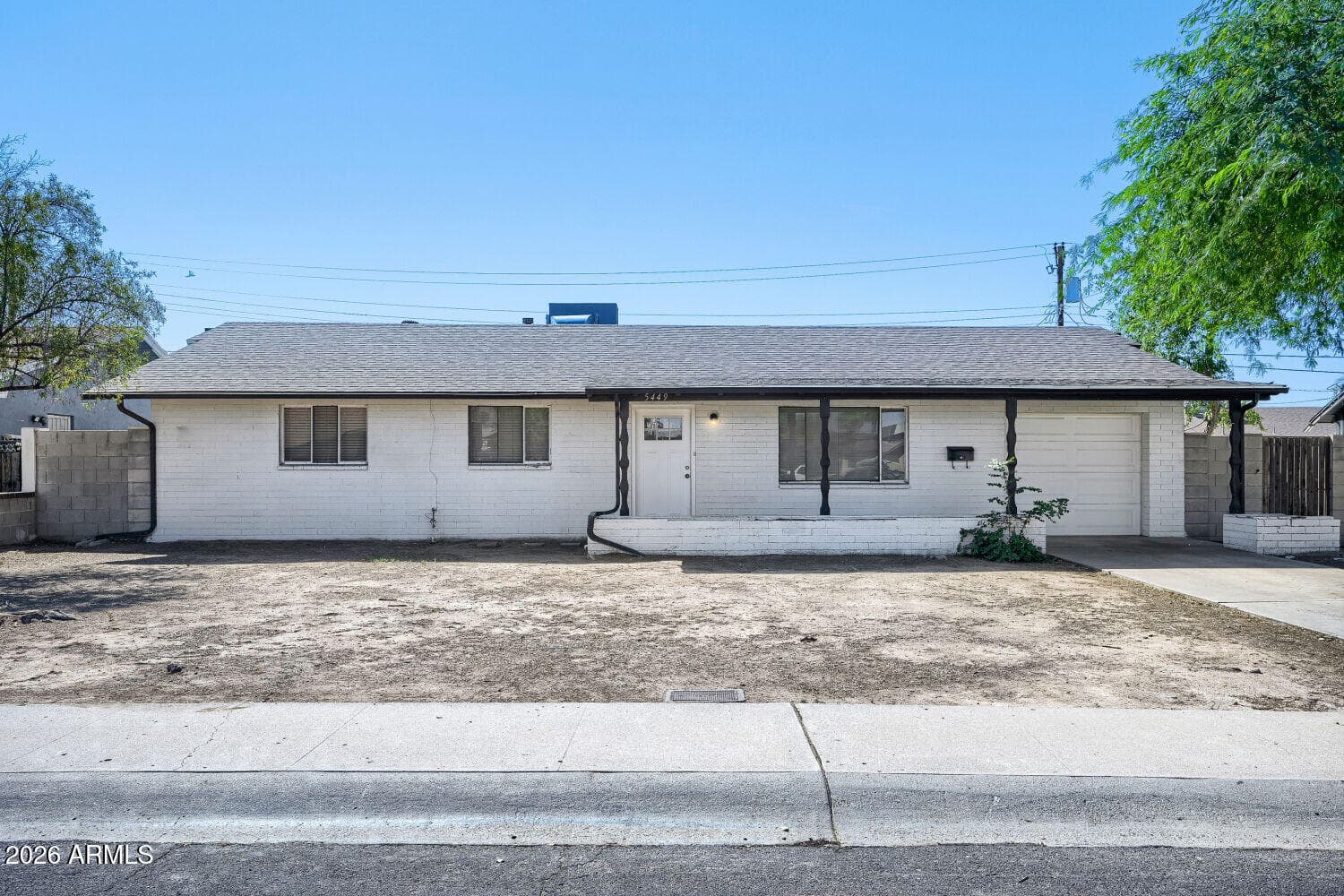 5449 W Flower Street, Phoenix, AZ 85031 — photo 1 of 29