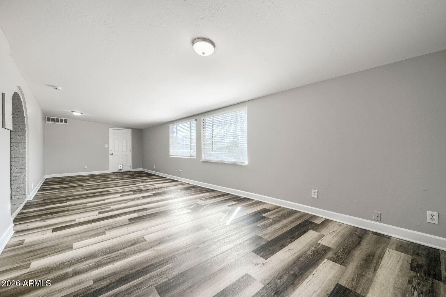 5449 W Flower Street, Phoenix, AZ 85031 — photo 7 of 29