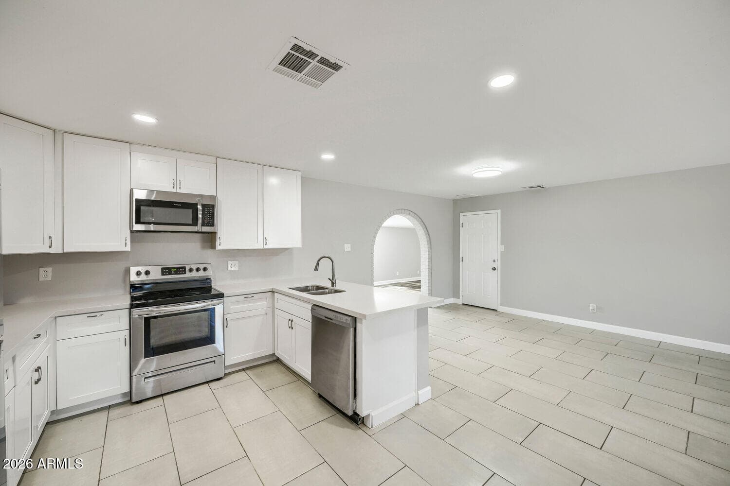 5449 W Flower Street, Phoenix, AZ 85031 — photo 14 of 29