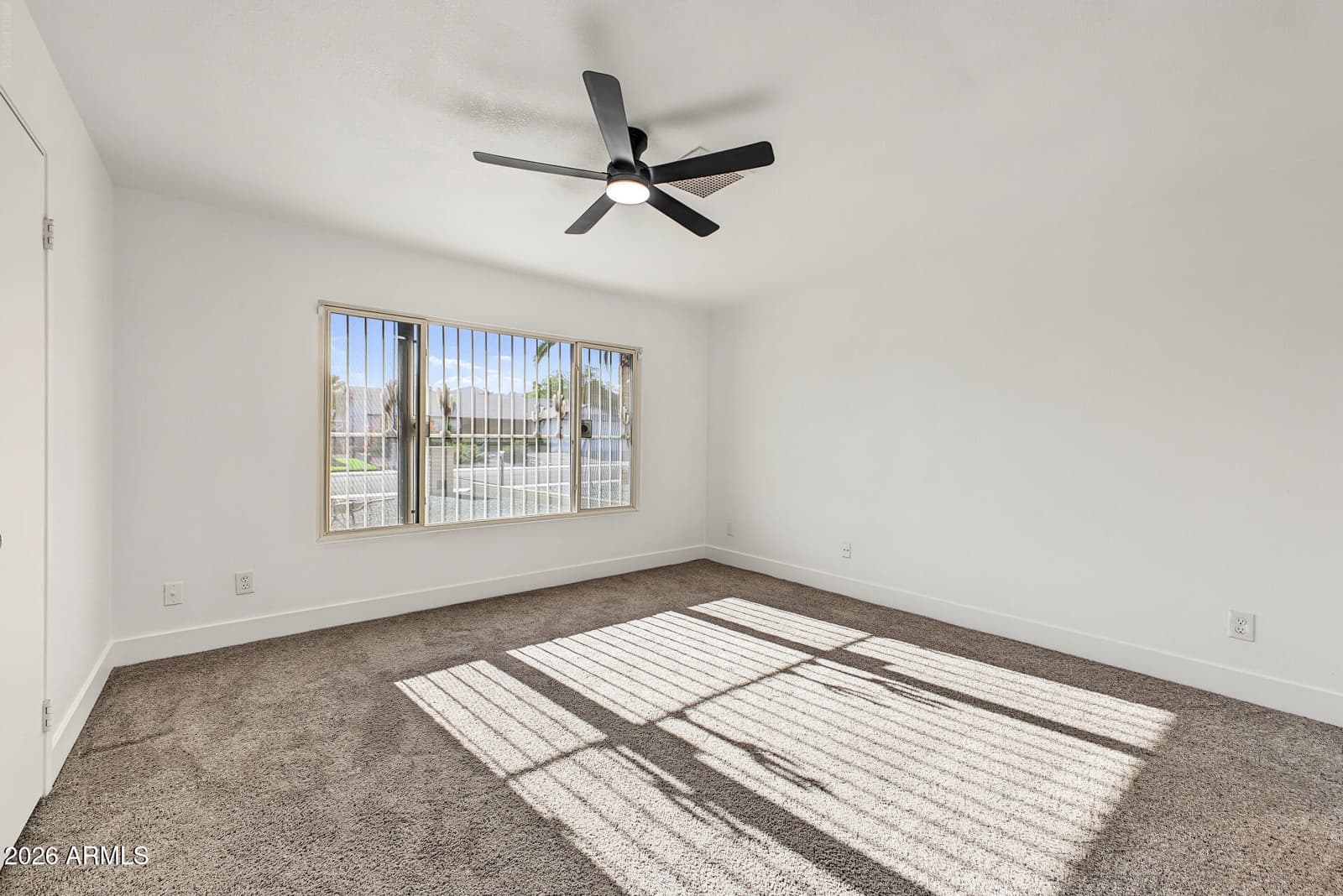 11429 S Pawnee Circle, Phoenix, AZ 85044 — photo 24 of 33