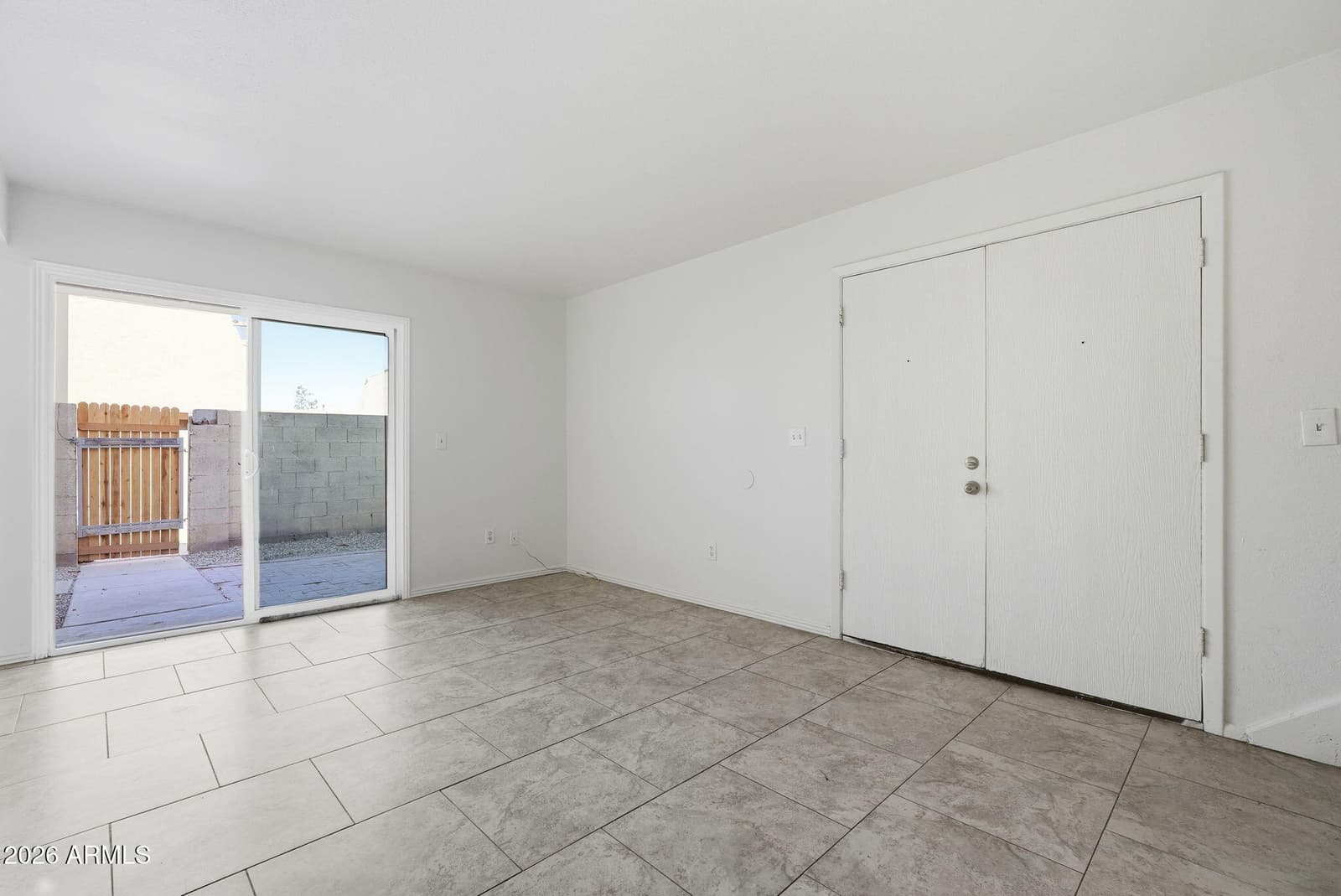 4014 S 44th Way, Phoenix, AZ 85040 — photo 12 of 40