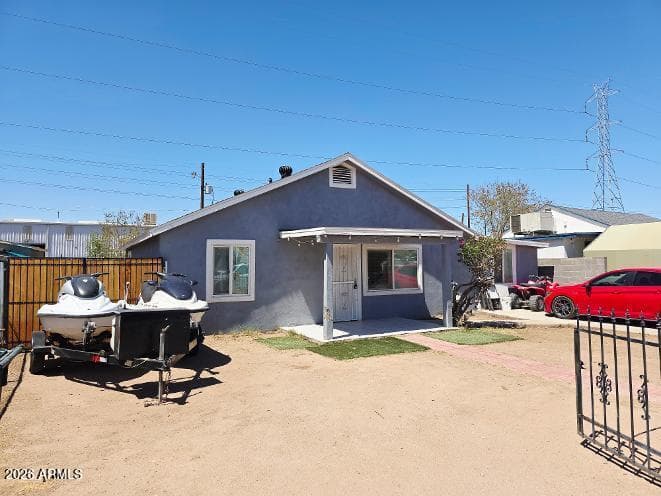 2422 W Hadley Street, Phoenix, AZ 85009 — photo 1 of 5