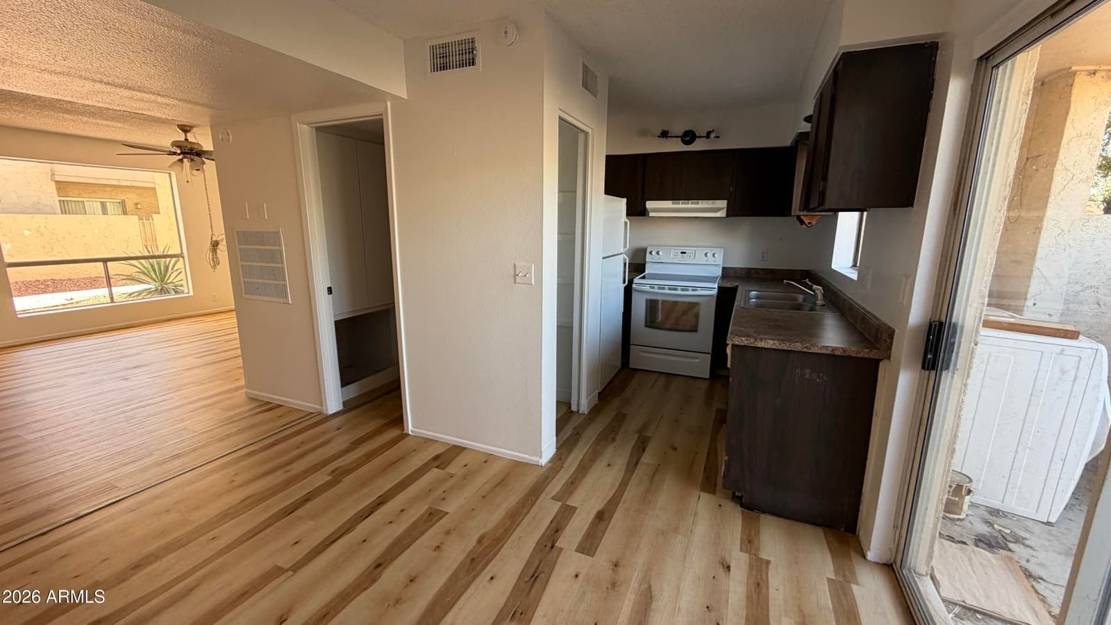 3518 W Dunlap Avenue 176, Phoenix, AZ 85051 — photo 4 of 21