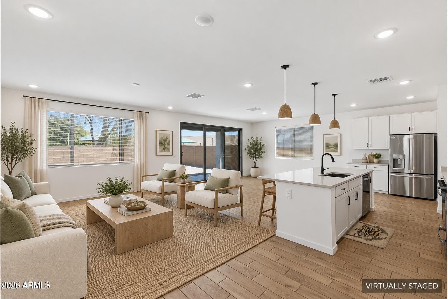 7435 N 74th Avenue, Glendale, AZ 85303 — photo 11 of 47