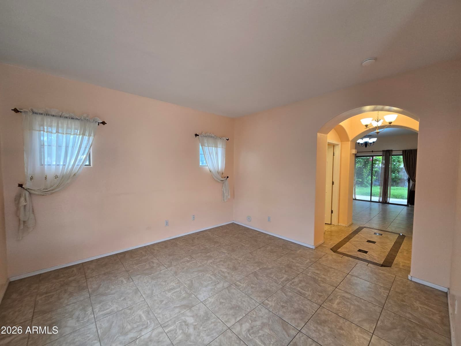 923 E Savannah Drive, Chandler, AZ 85225 — photo 4 of 27