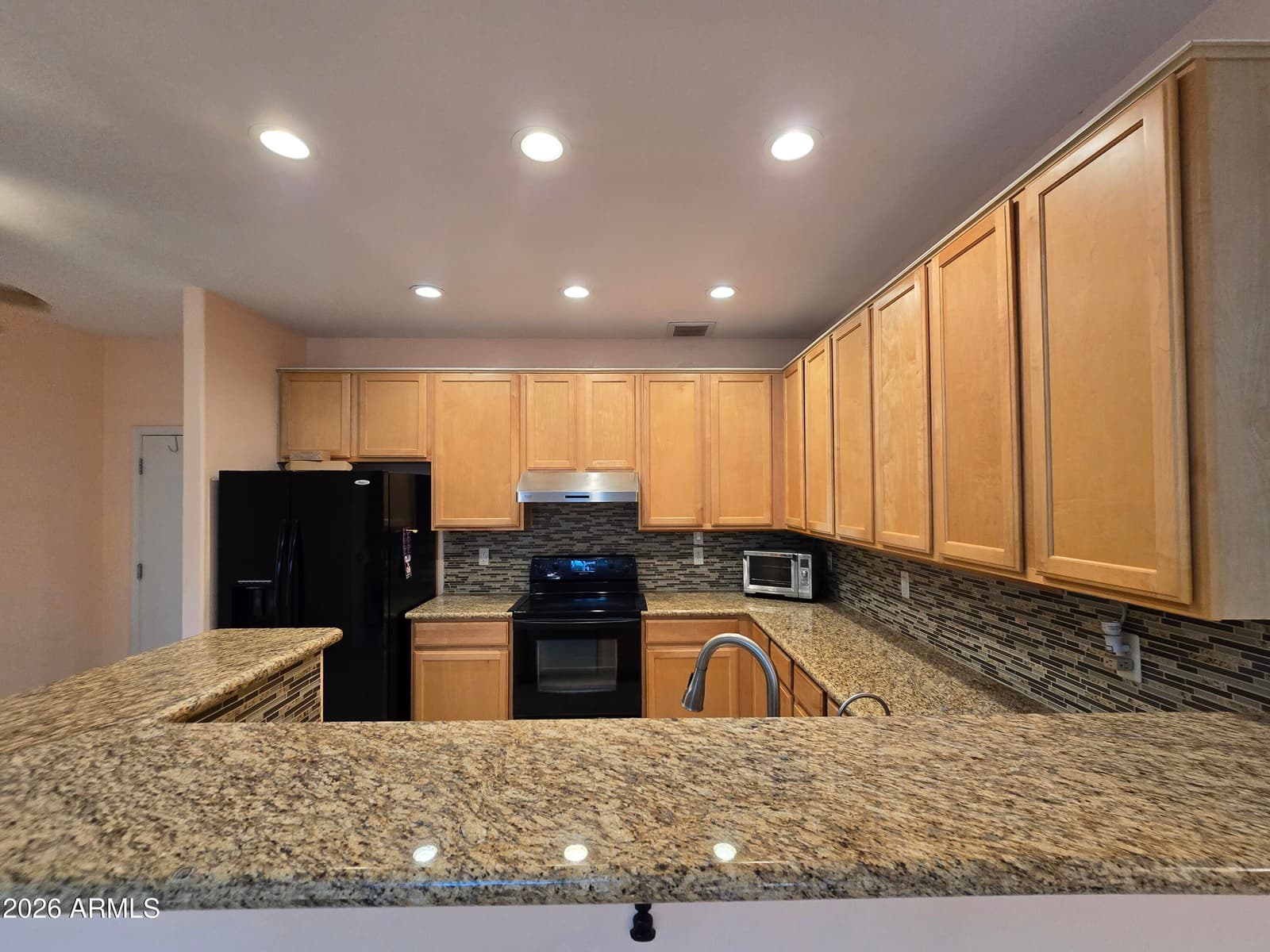 923 E Savannah Drive, Chandler, AZ 85225 — photo 8 of 27