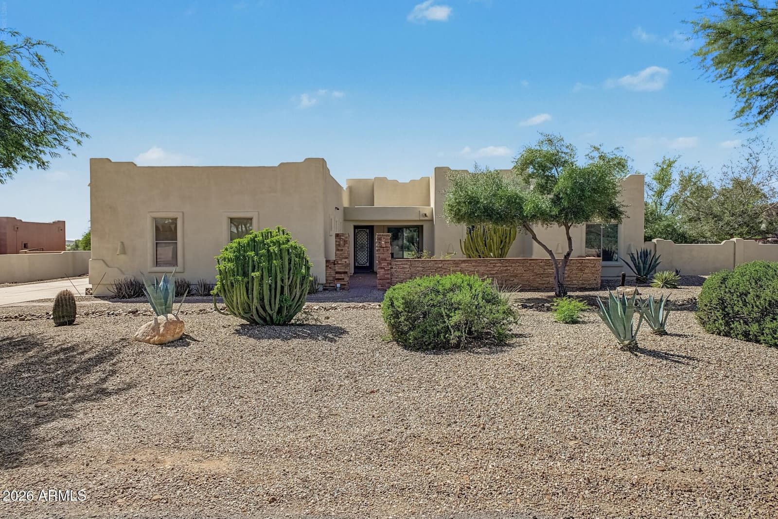 39112 N 2ND Place, Phoenix, AZ 85086