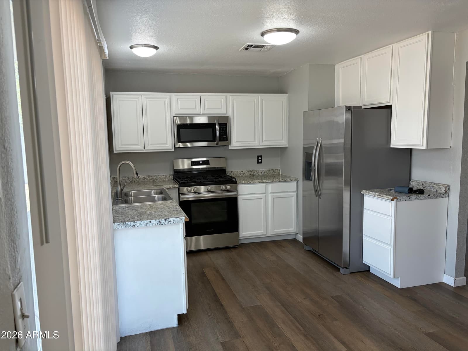 2044 W Roeser Road, Phoenix, AZ 85041 — photo 4 of 14