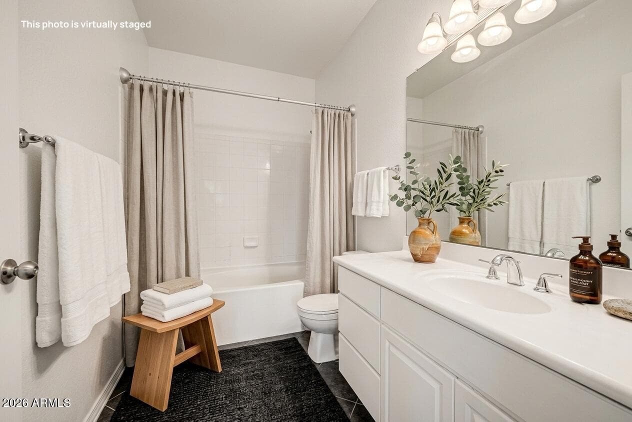 1411 E Orangewood Avenue 205, Phoenix, AZ 85020 — photo 17 of 44