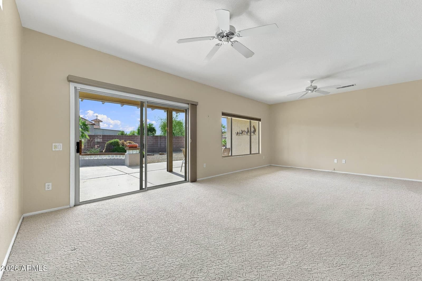 18373 N Shimmer Lane, Surprise, AZ 85374 — photo 11 of 26