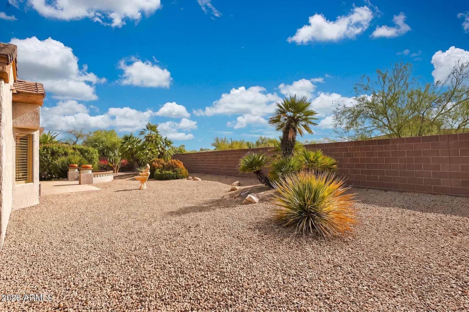 18373 N Shimmer Lane, Surprise, AZ 85374 — photo 3 of 26