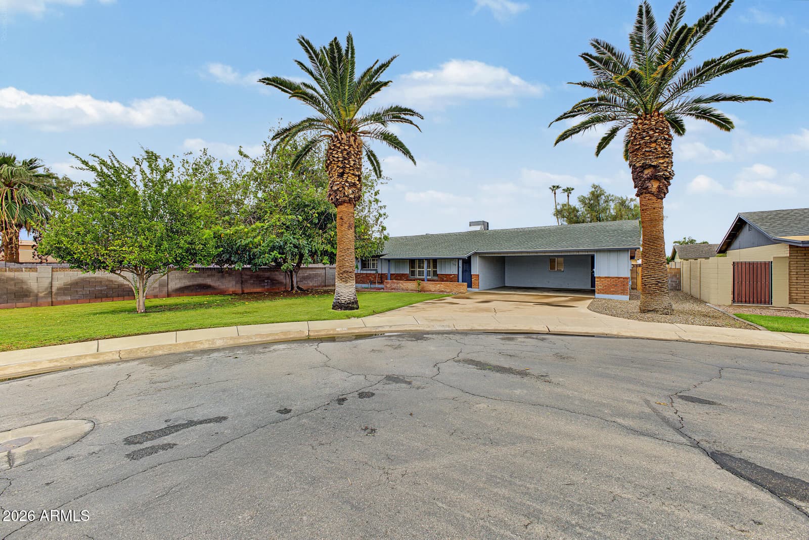 720 N Karen Drive, Chandler, AZ 85224 — photo 4 of 48
