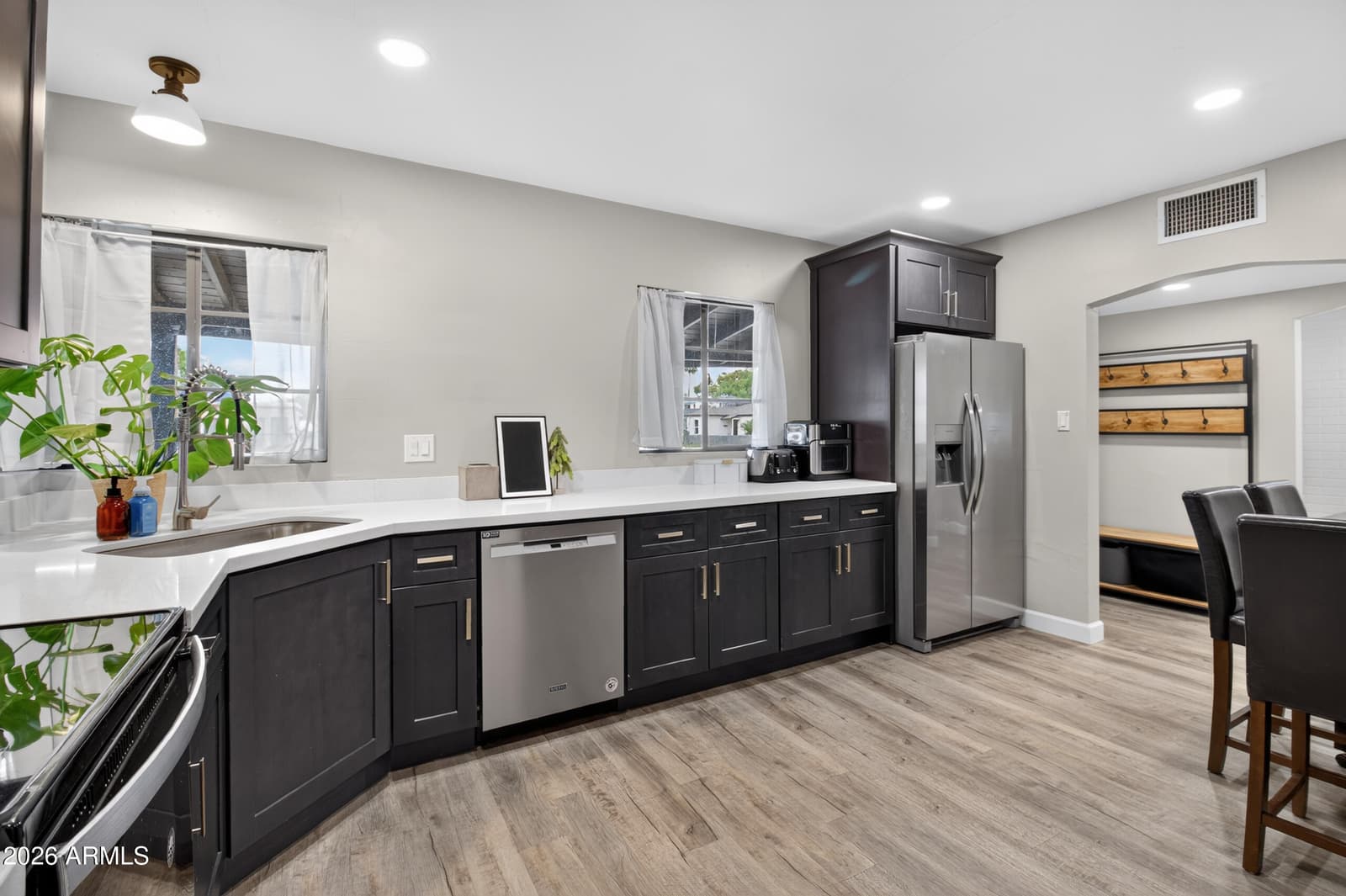529 W University Drive, Mesa, AZ 85201 — photo 42 of 44